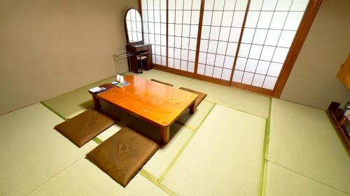 Kumakogen Hotel | 国民宿舎古岩屋荘 Furuiwayasou