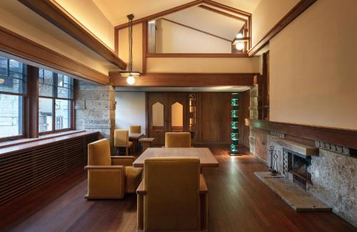 Hayama Cabin | 国登録有形文化財 葉山加地邸