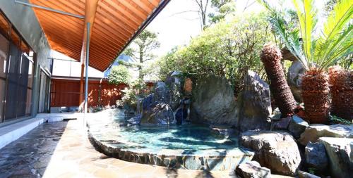 Kikuchi Hotel | 城山荘