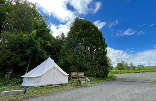 Furano House | 大人数の家族旅行に！BBQ/シアタールーム/カラオケ/日本庭園