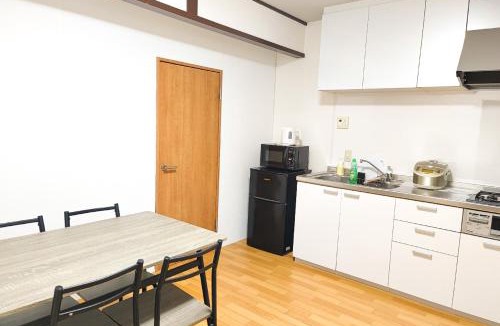 Matsubara Apartment | 大阪松原市の貸切一戸建 駅まで1分 駐車場無料 グループ6名まで 天王寺へ10分