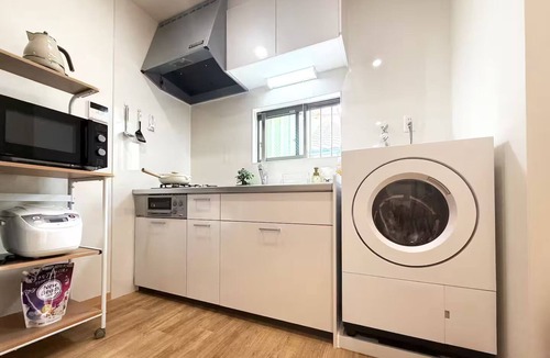 Nishinari Villa | 天下茶屋+岸里车站徒步5分钟/心斋桥、难波、难波、USJ、关西机场/日式和风三卧6人/双卫浴+烘干机
