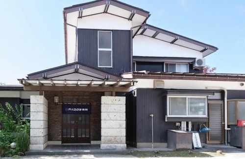 Kitakata House | 家主滞在型ゲストハウス椿荘