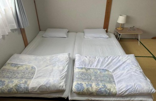 Nishikatsura House | 富士山を眺められる宿 ゲストハウス花水木