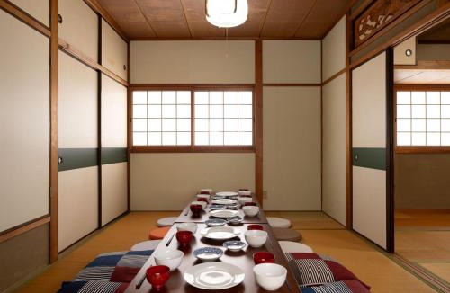 Meiro no Machi House | 小豆島宿いたち