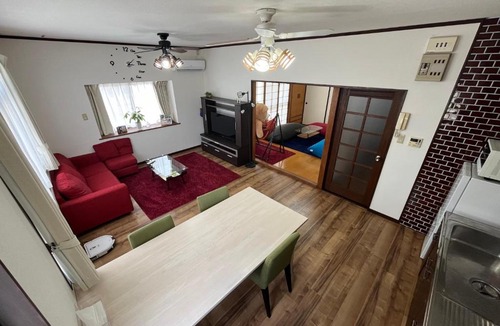 Nishi Ward Apartment | 広島Riverside house 無料駐車場付き 原爆ドームまで15分圏内 1棟貸切 100m2以上 大人数OK