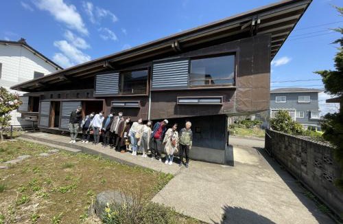 Joetsu Apartment | 建築家渡邊洋治設計 斜めの家 The Diagonal House
