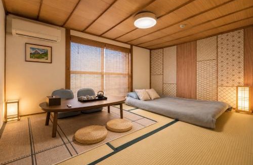 Naniwa Villa | 心斎橋から7分 なんばまで1駅 MeenoHome 幸せをひとりじめできる一軒家 空港直通 子ども歓迎