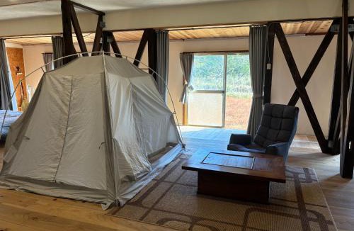 Munezumi Ski Chalet | 掘っ立て小屋遊々一棟貸し4名様まで同一料金最大5名様まで宿泊可能