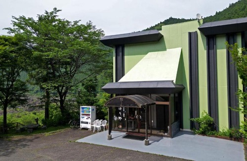 Katsura-cho Hotel | 料理旅館ゆり野