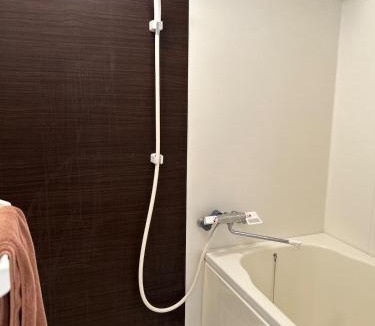 Nishiwaseda Apartment | 新宿早稻田大学徒步3分钟 201室 直达新宿 池袋 高田马场 上野 日本桥 东京站 有电梯