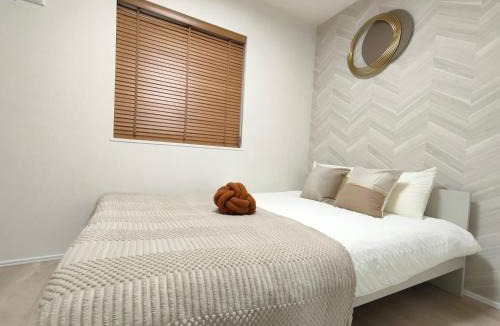Nishiikebukuro Villa | 新宿2站 池袋全新独立3层别墅 3室1厅1浴室 最大8人 max 8P 车站7分钟 7mins to ST 银座 新宿 涉谷 池袋 东京直通