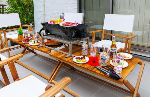 Nakama House | 新築 最大12名 BBQ サウナ完備 駐車3台OK 恩納村の貸別荘 リゾートヴィラEast