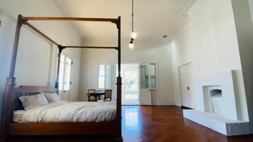 Hayama Apartment | 旧東伏見宮葉山別邸
