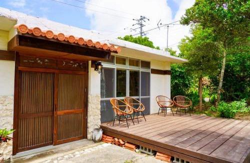 Ishigaki Villa | 星空保護区の古民家 石垣島平久保 天の川とテラス サンセットビーチ徒歩1分
