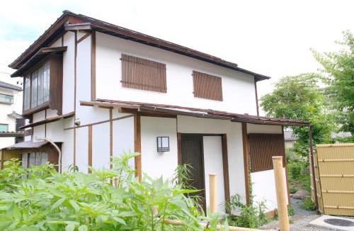 Nagano House | 昭和レトロが息づく狐白庵