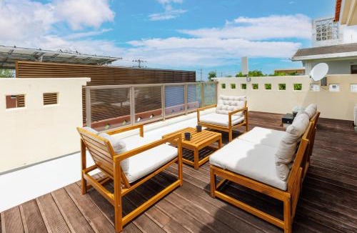 Yomitan House | 最大16名 BBQ可能 駐車場3台 シアタールーム付きのグループ旅行におすすめ宿 The MELIA