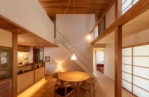 Mitoyo House | 最大5名 木の香りに包まれる上質な和モダン一棟貸切 癒しの空間zen