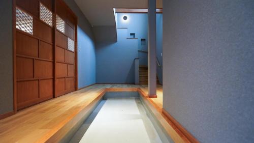 Matsue Apartment | 松江城 水辺の別邸