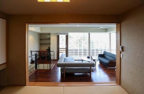 Kirishima Apartment | 桜島と雲海を望む貸別荘 最大5名 霧島deslie
