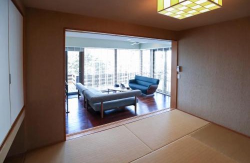 Kirishima Apartment | 桜島と雲海を望む貸別荘 最大5名 霧島deslie