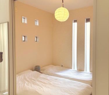 Izumisano Bed & Breakfast | 楽の宿椿