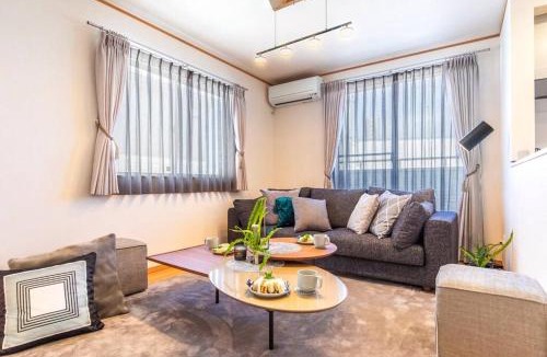 Tokeshi Villa | 沖縄を北から南まで楽しみたい方にピッタリ！近場にはエメラルドグリーンに輝くビーチもあります