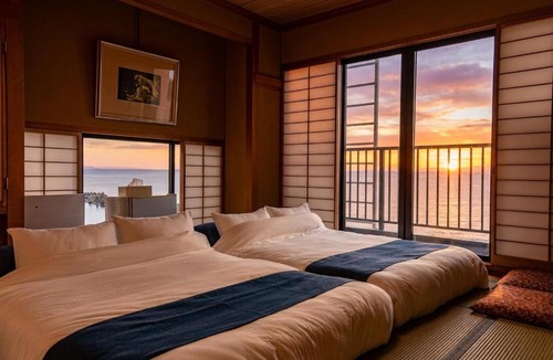 Echizen Hotel | 波の上の特等席 越前厨温泉 金龍
