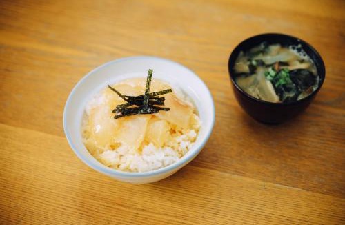 Iyo Villa | 海とふれあうための一軒貸し宿オリーブ