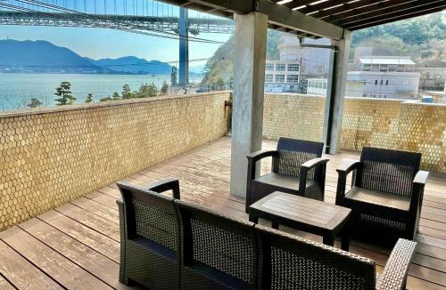 Shimonoseki Apartment | 海峡別荘