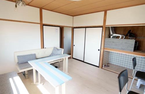 Kosai Apartment | 湖の見える家