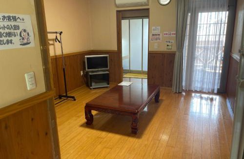 Kikuchi Hotel | 源泉かけ流しの宿 きなっせ