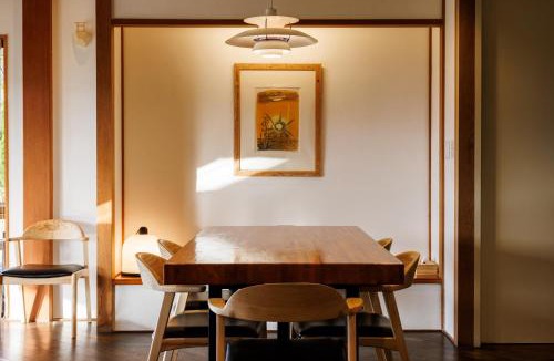 Yufuin Onsen Villa | 由布岳を望む芝庭と温泉の一棟貸しヴィラ Lento湯布院