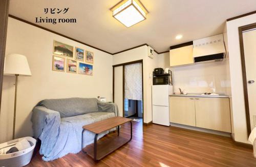 Nakano Apartment | 白鷺苑丨7時IN19時OUT # 西武新宿駅電車11分 # テラス # ベット可 # 新規 # 最大4名 # 専用バスキッチン # 7 00 IN19 00 OUT # 11 min train to Seibu Shinjuku # Terrace # Bed available # Newly renovated # Max 4 guests # Private bath kitchen