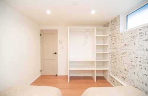 Mejiro Villa | 目白别墅 全新3层楼独栋别墅家的感觉 3卧室Brand new 3-story detached villa with a homey feel 3 rooms 近商圈 设备齐全 直达新宿 银座 涉谷 上野 表参道 品川