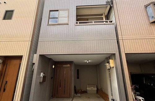 Nishi House | （羽晴）Entire Osaka House | 4BR | Near Kujo Station | Sleeps 8