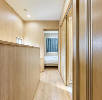Taisho-ku Villa | 艾屋吉屋 4 minutes to Daisho Station, 3 stops to Shinsaibashi, brand new private house, 3 toilets, 2 bathrooms, suitable for large family travel