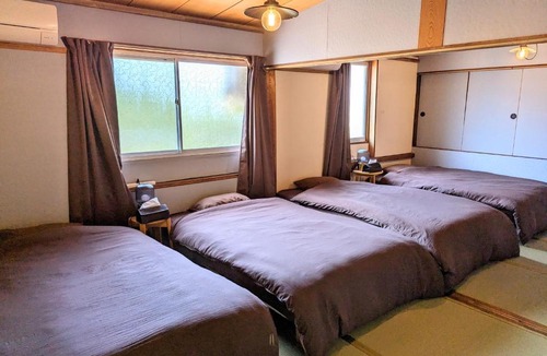 Kami House | 蔵サウナのある貸切古民家宿 ojirotomarlo