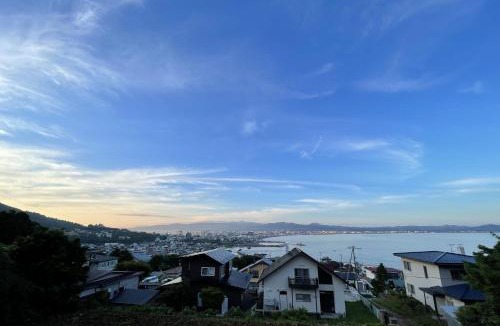 Hakodate House | 谷地頭温泉近く！ピアノのある一軒家（English OK）