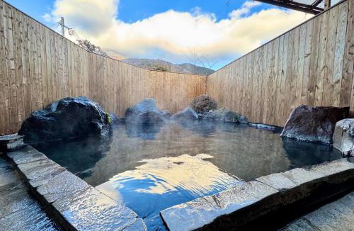 Yufuin Onsen Apartment | 貸別荘はこぶね -Vacation rental Hakobune-