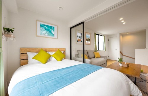 Zushi Apartment | 逗子海岸テラス 2階