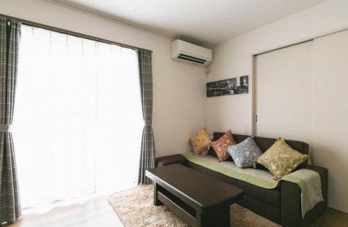 Naha Villa | 那覇空港まで10分#新築戸建#国際通りDFS近く#駐車場2台無料#Free Wifi#最大12名