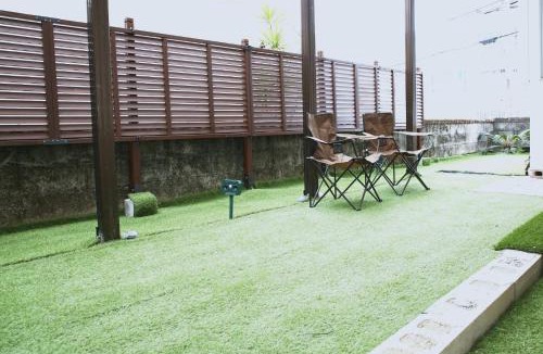 Inamine Apartment | 那覇空港20分 高速道路7分 イオンタウン徒歩10分 便利な貸切宿最大6名