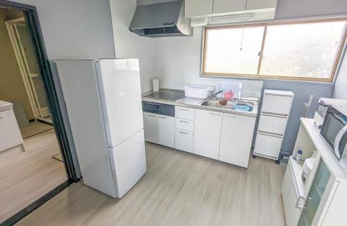 Kushiro Apartment | 釧路の繁華街近く コンビニ隣 利便性抜群で駐車場も広い大町貸切戸建て