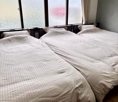 Otanoshike Apartment | 釧路貸切戸建て空港近く静観な住宅街駐車場あり最大17名まで大楽毛戸建