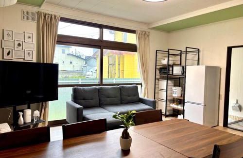 Otanoshike Apartment | 釧路貸切戸建て空港近く静観な住宅街駐車場あり最大17名まで大楽毛戸建