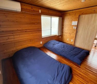 Amami House | 閑静な立地 繁華街とコンビニ バス停徒歩圏内 奄美 Guest House iroha 1日1組 2025年5月 Open Quiet Location Near Downtown One Group Per Day