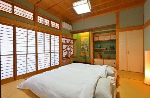 Fuchisaki Apartment | 間 はざま