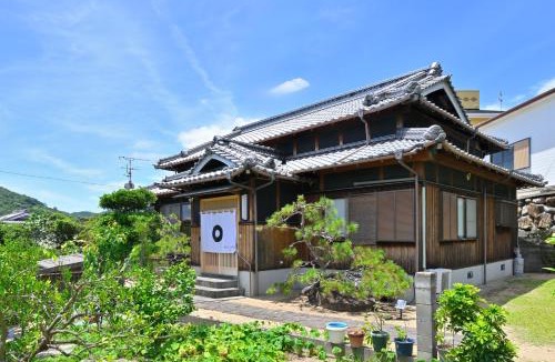Fuchisaki Apartment | 間 はざま