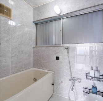 Adachi Apartment | 駅徒歩 9分 スカイツリ-15分 浅草寺20分 上野25分 最大7名 和モダンの寛ぎ宿